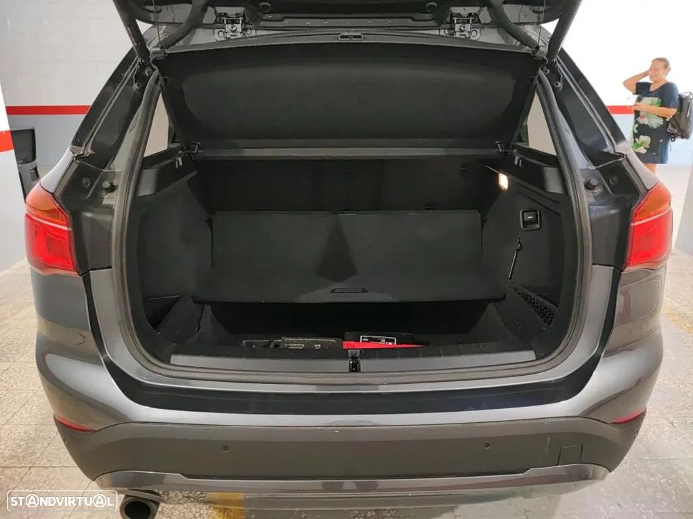 BMW X1 16 d sDrive Auto - 10