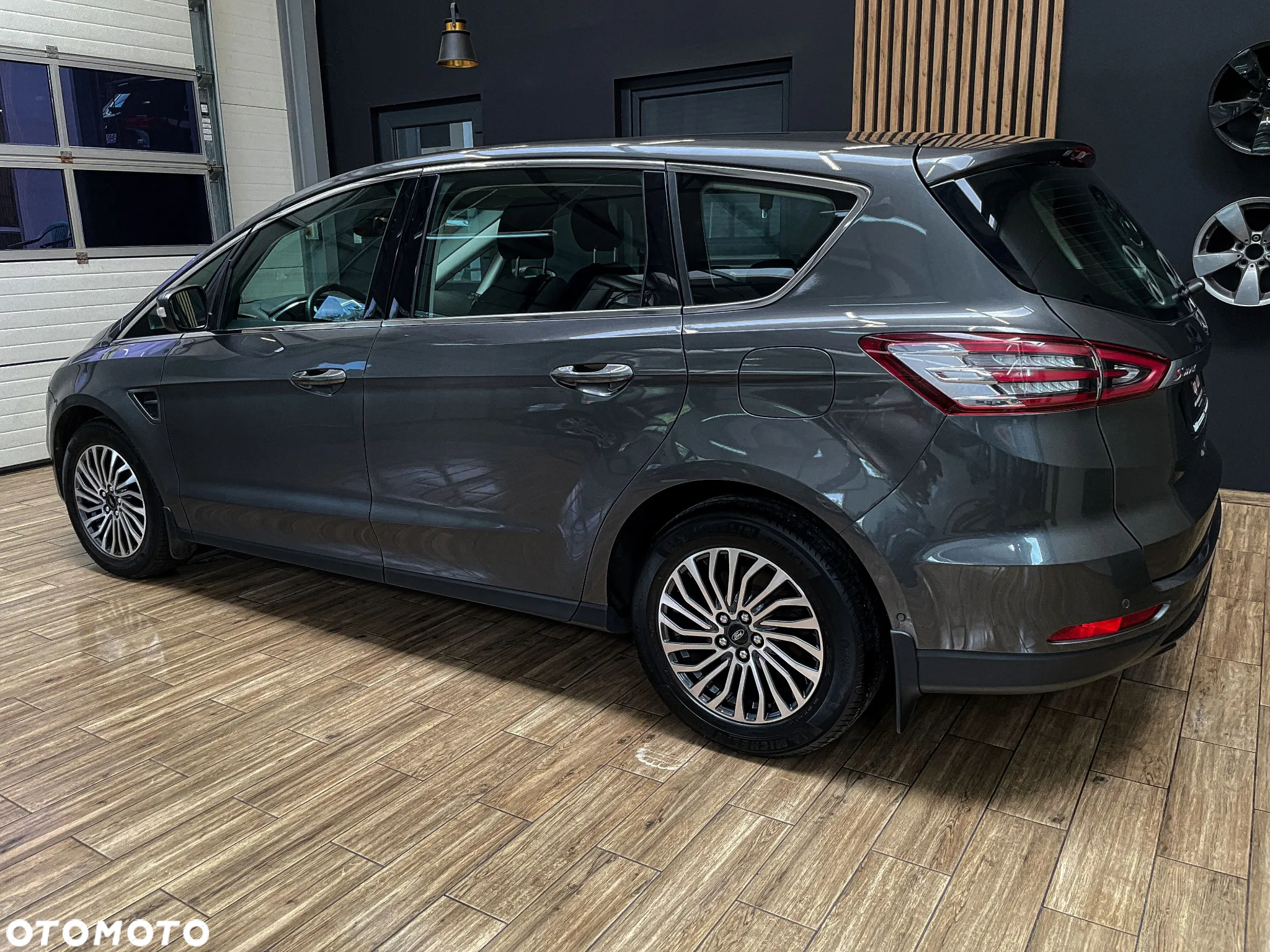 Ford S-Max 2.0 EcoBlue Edition - 12