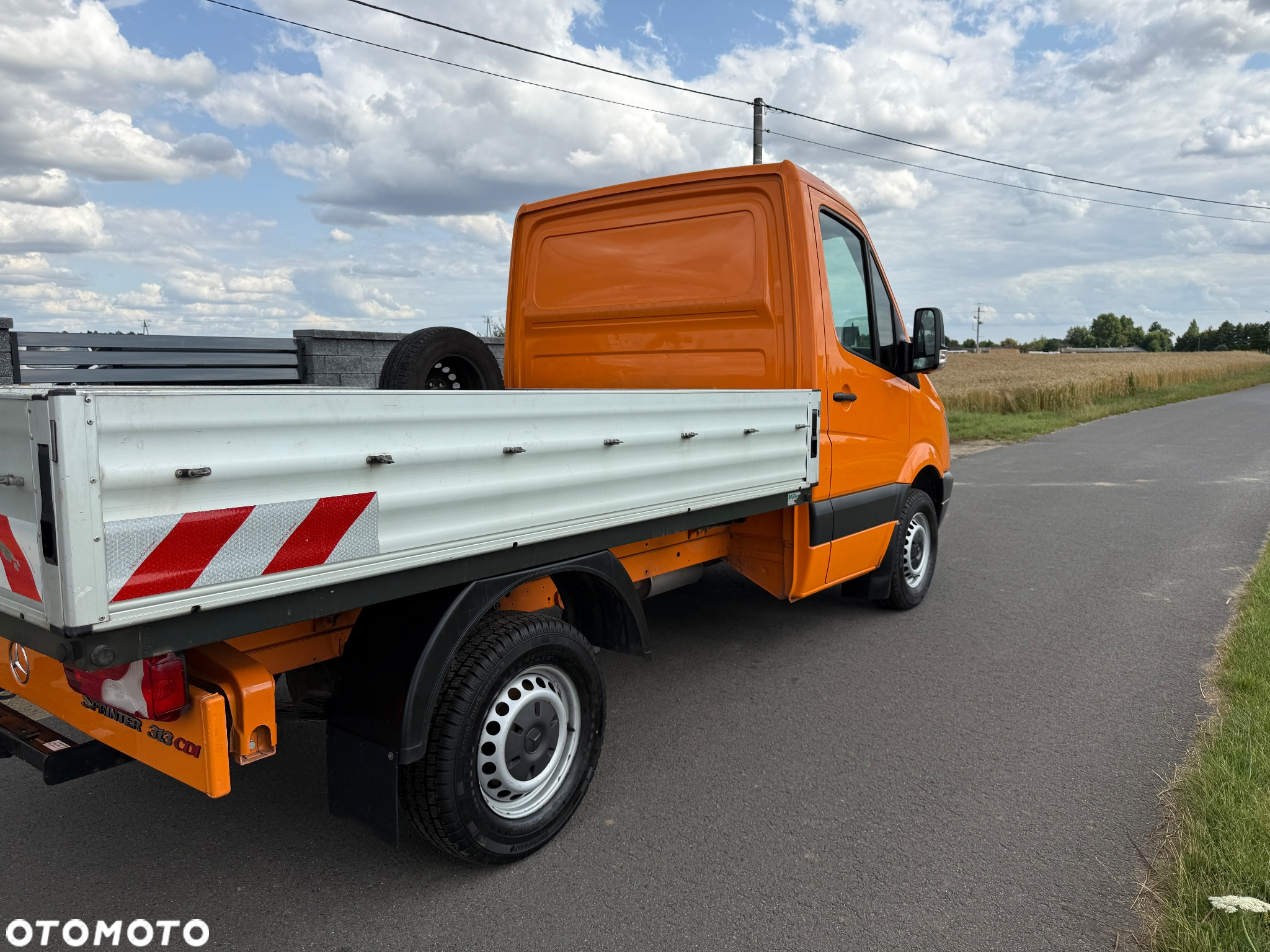Mercedes-Benz 313 - 3