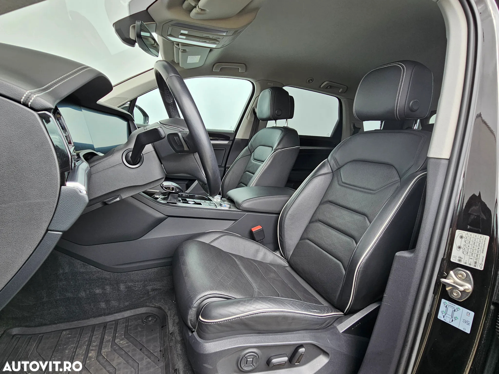 Volkswagen Touareg V6 TDI Elegance - 7