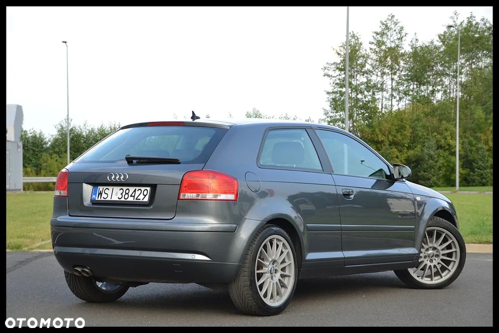 Audi A3 3-drzwiowe 1.9 TDI DPF S tronic Attraction - 4