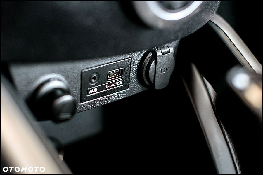 Hyundai Veloster - 27