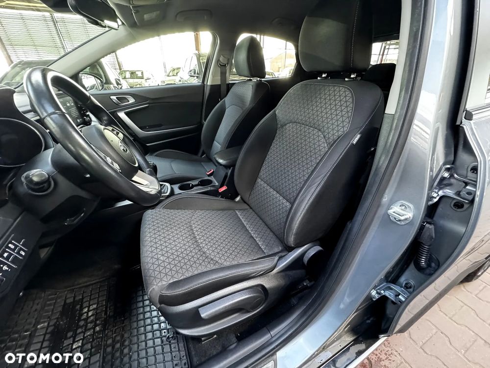 Kia XCeed 1.4 T-GDI M - 11