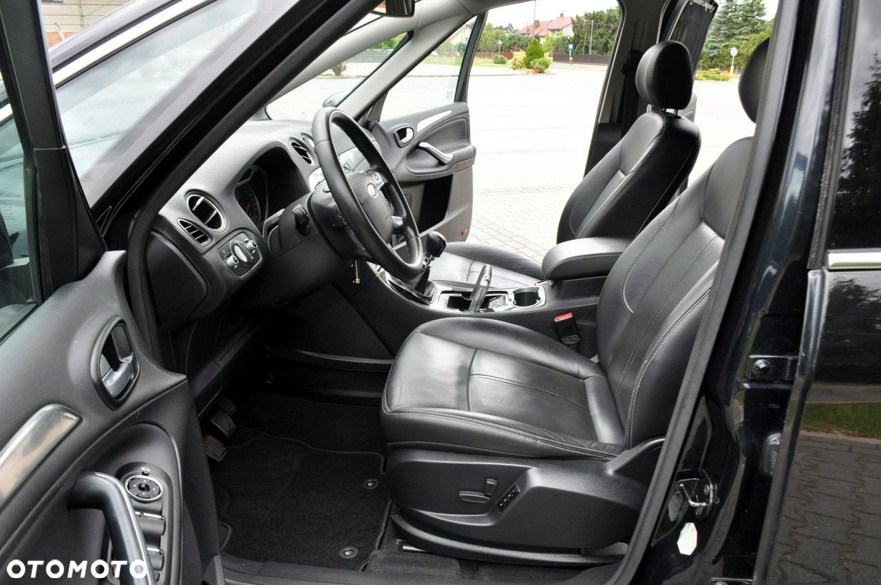 Ford S-Max - 22