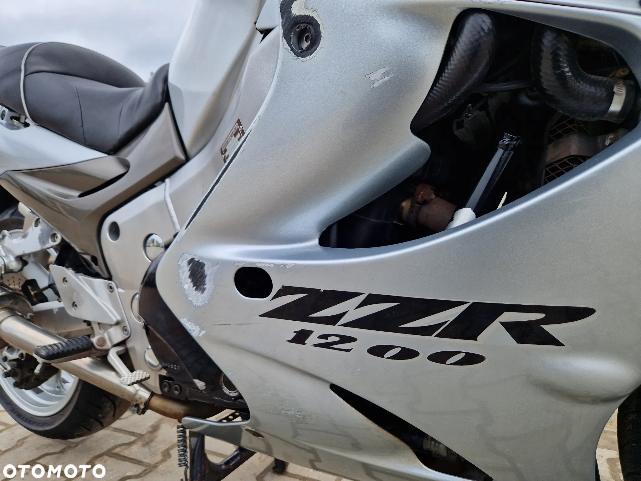Kawasaki ZZR - 28
