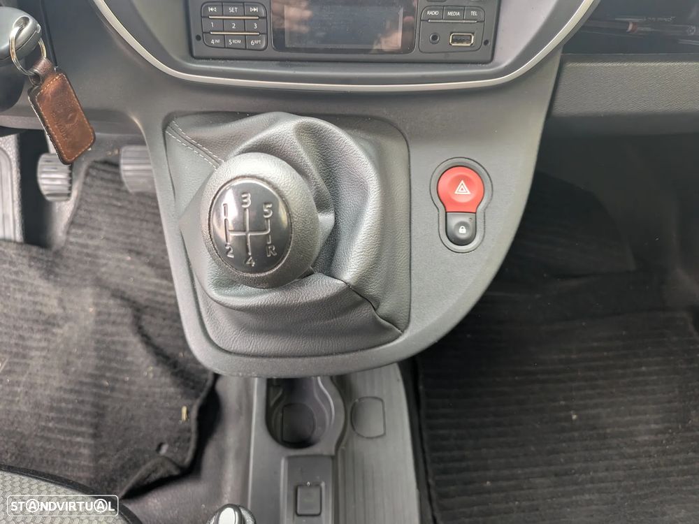 Renault Kangoo Maxi 3 lugares - 10