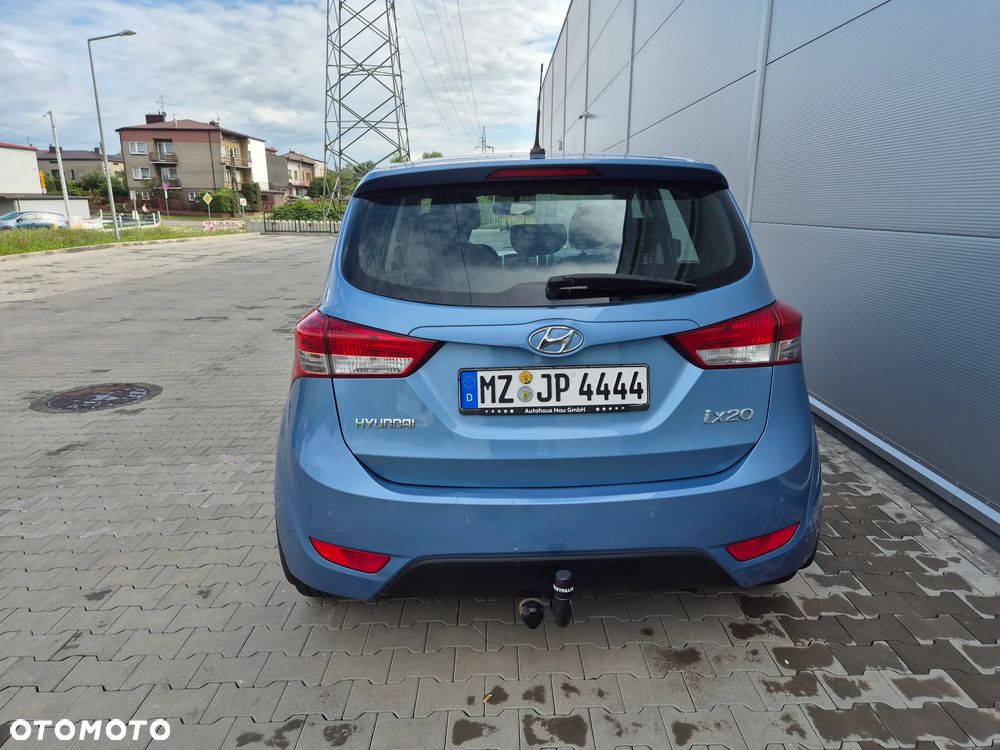Hyundai ix20 1.6 Comfort - 16