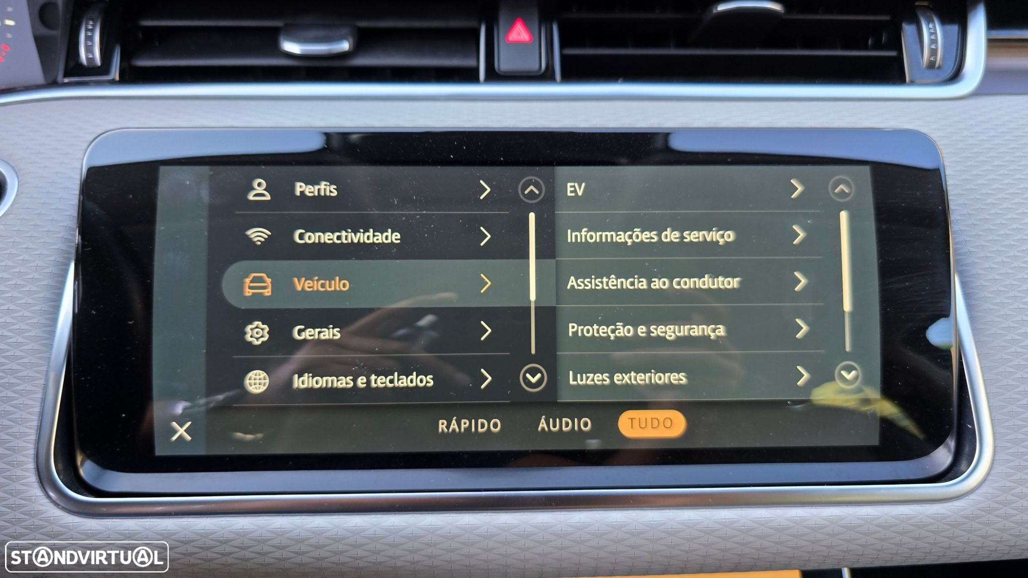 Land Rover Range Rover Evoque - 36