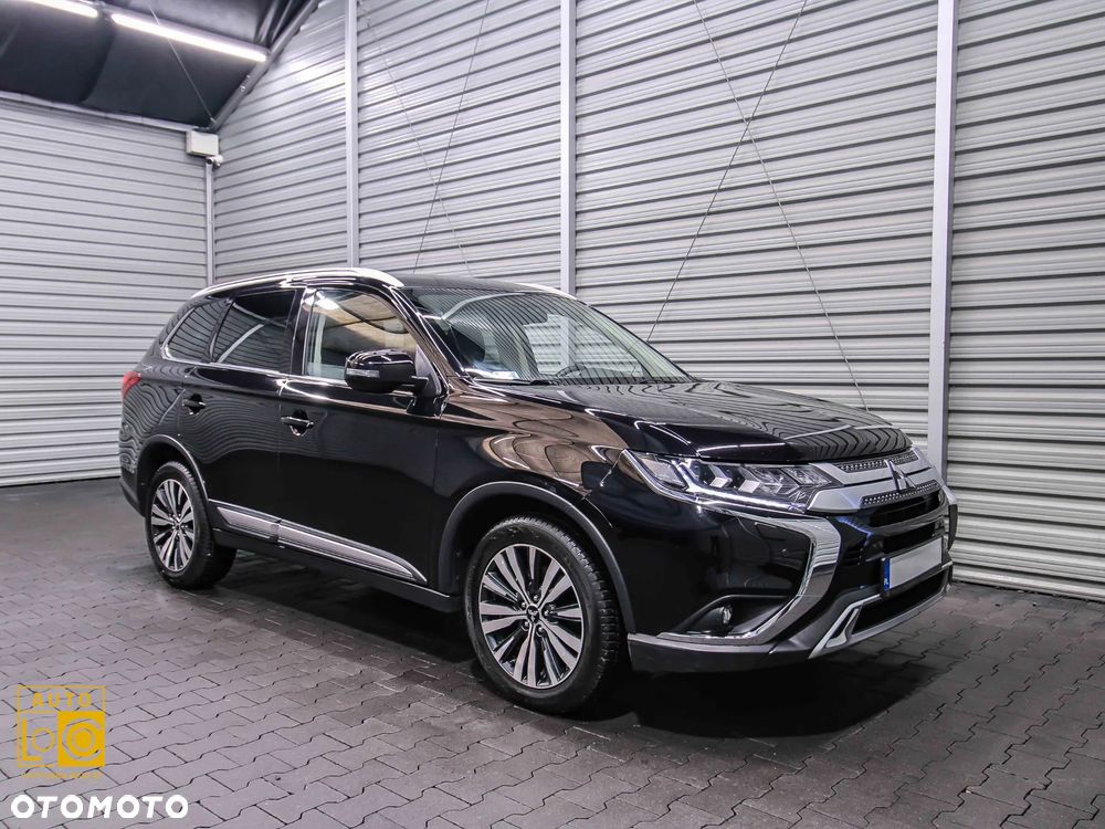 Mitsubishi Outlander 2.0 Instyle Navi 4WD CVT - 7