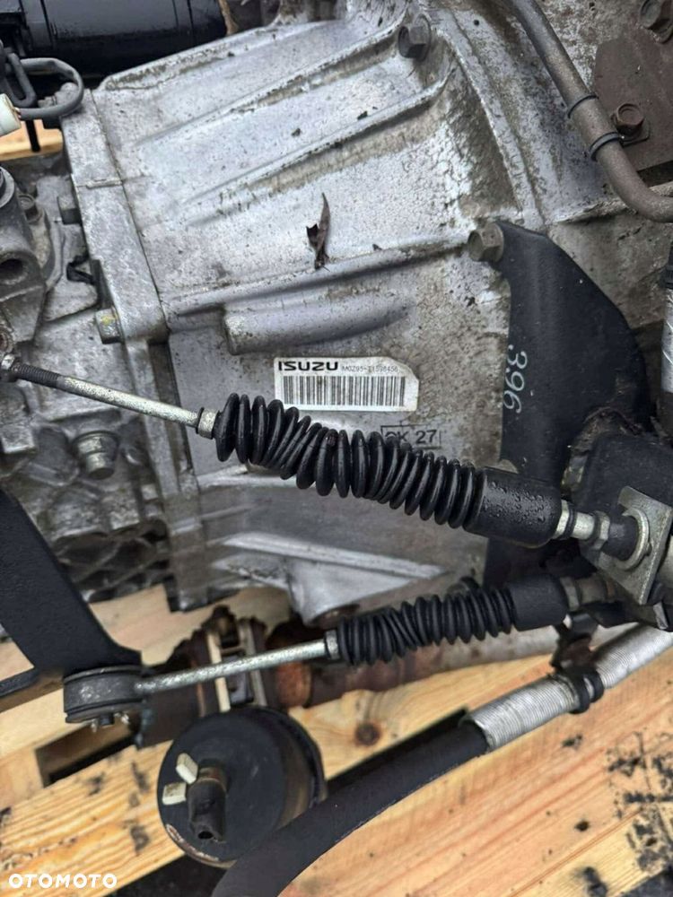 Skrzynia biegów Isuzu Grafter NPR NQR 5.2 td E5 MZZ-6F 2015 rok - 2
