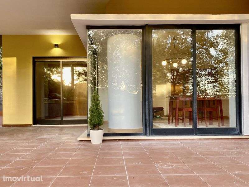 Apartamento T2 Abrantes com Terraço e Garagem - Grande imagem: 2/12