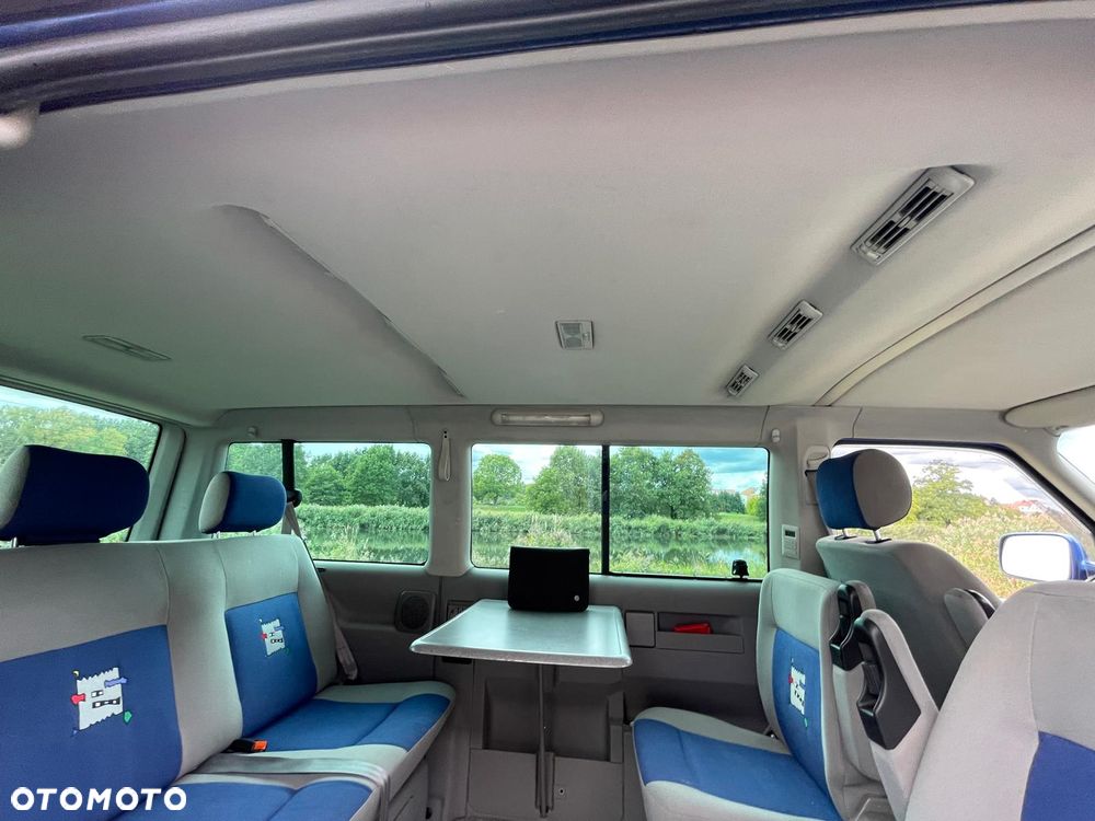 Volkswagen Multivan - 20