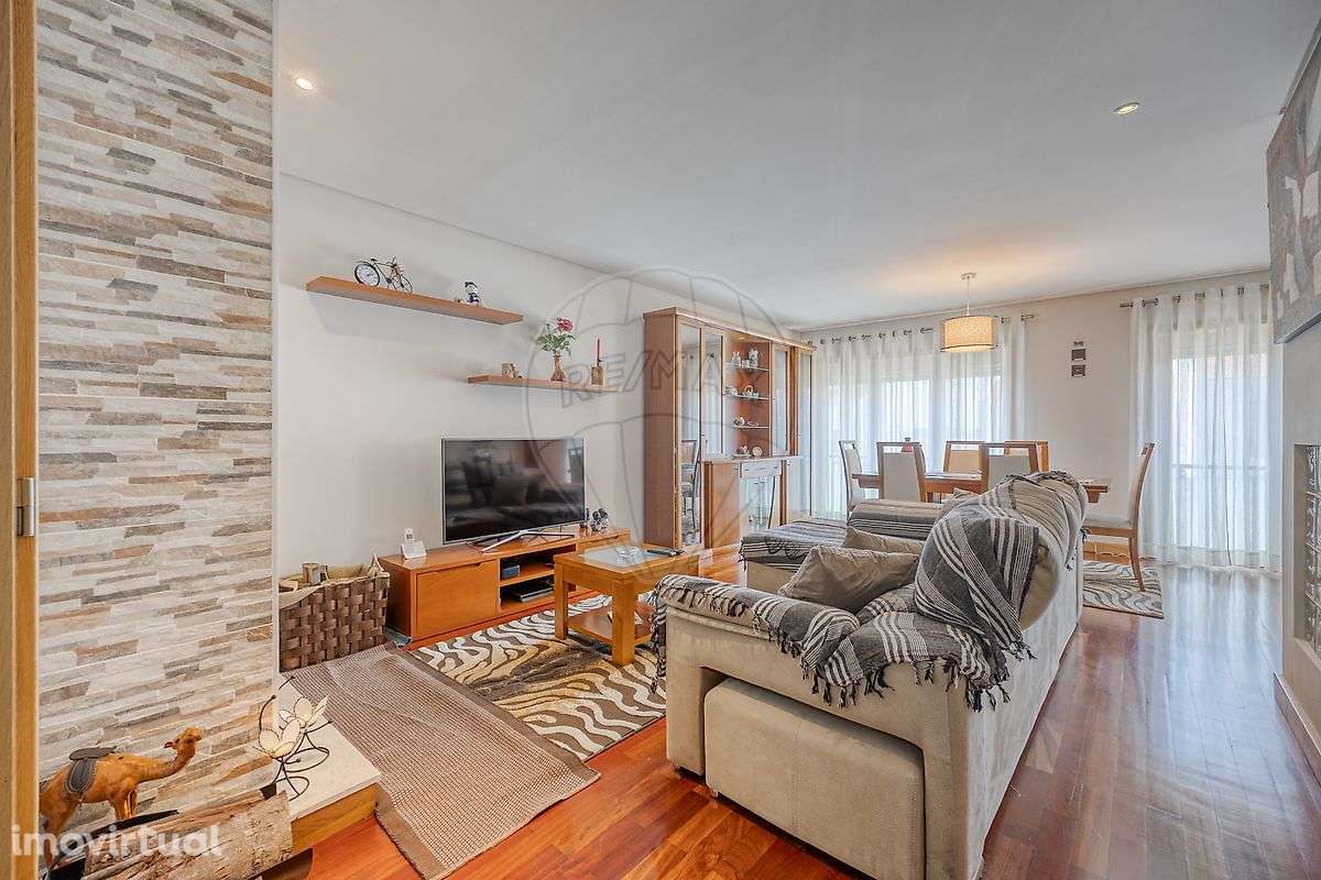 Moradia T3 para venda - Grande imagem: 2/26