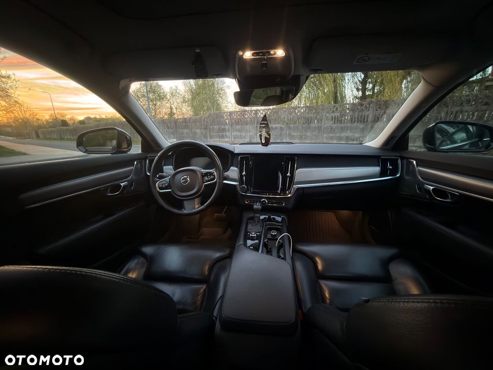 Volvo S90 D4 Momentum - 9