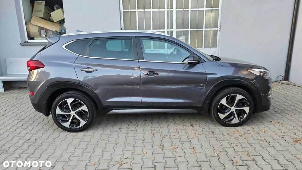 Hyundai Tucson 2.0 CRDI Comfort 4WD - 26