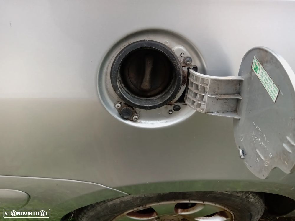 Peugeot 307 Break 1.4 16V Executive - 11