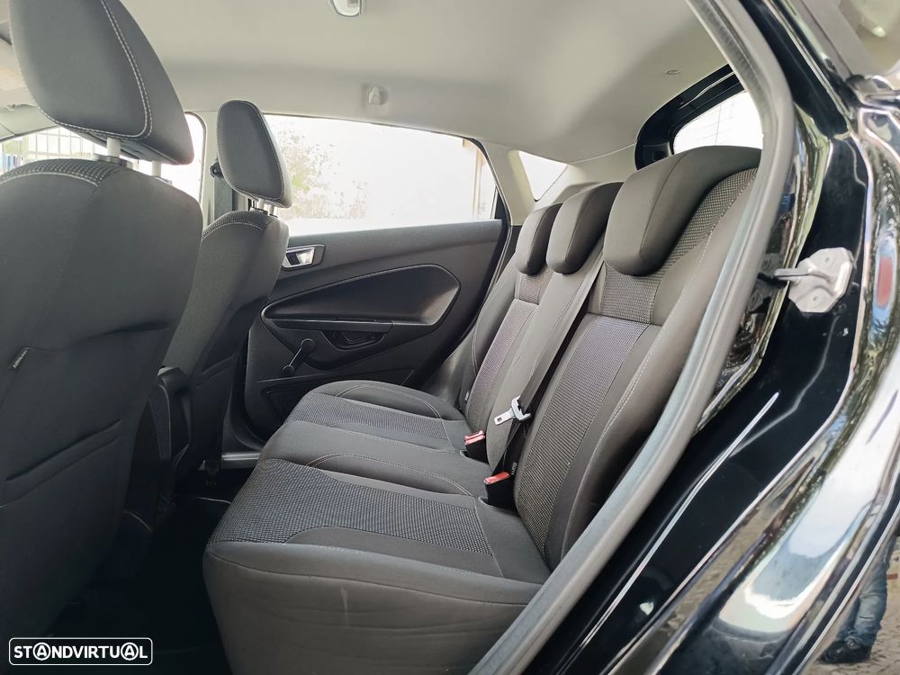 Ford Fiesta 1.5 TDCi Titanium - 13