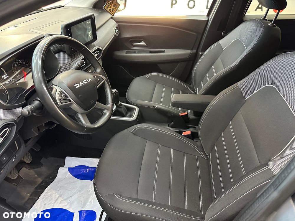 Dacia Jogger 1.0 TCe Expression 7os - 12
