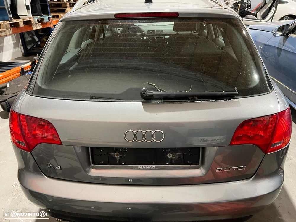 Áudio A4 carrinha Sw 1.9 Tdi de 2007 para peças - 3
