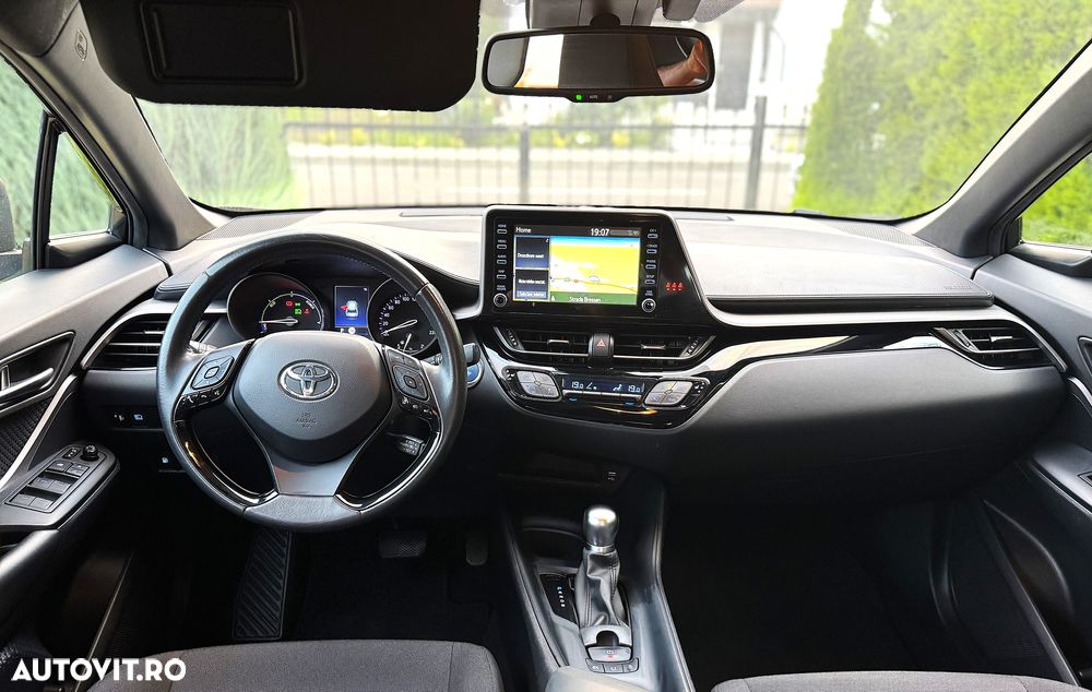 Toyota C-HR Hybrid Business-Edition - 21
