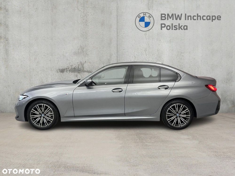 BMW Seria 3 330i xDrive M Sport - 2