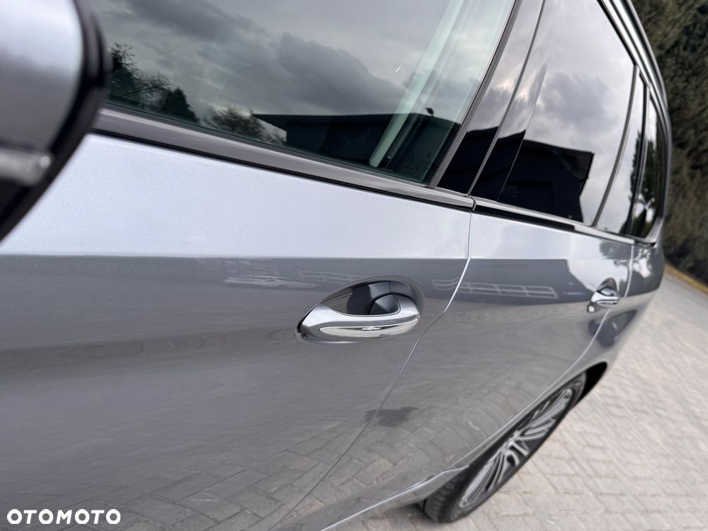 BMW Seria 5 520d xDrive Sport Line sport - 14