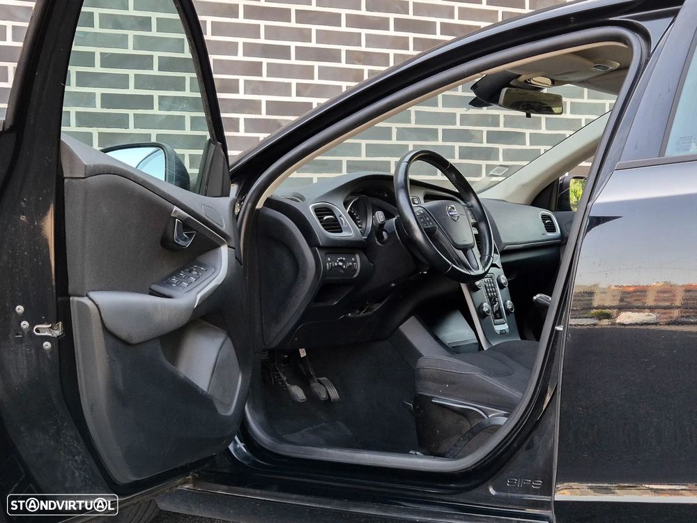 Volvo V40 2.0 D2 Kinetic - 7