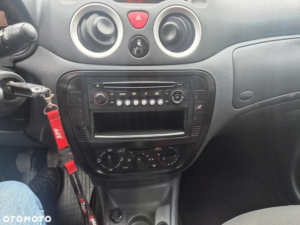 Citroën C3 1.1 Cool&Sound - 11