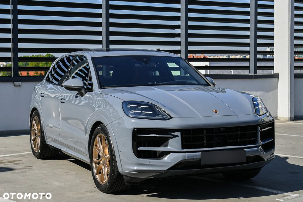 Porsche Cayenne Tiptronic S - 9