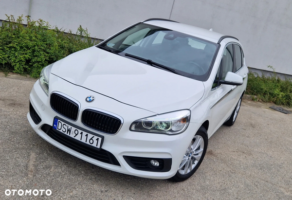 BMW Seria 2 216d Advantage