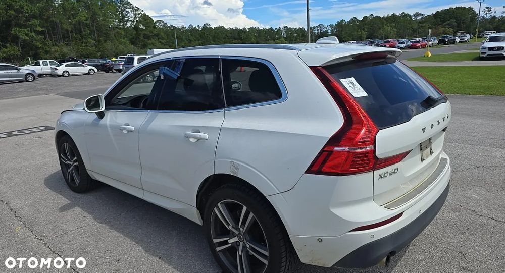 Volvo XC 60 - 30