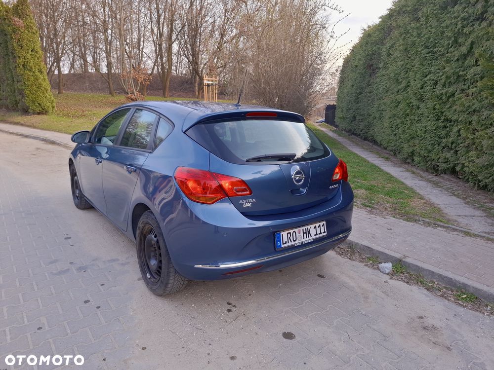 Opel Astra - 23