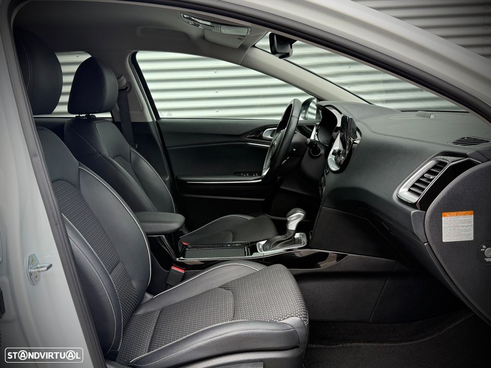 Kia XCeed 1.6 GDi PHEV First Edition+SRF - 10