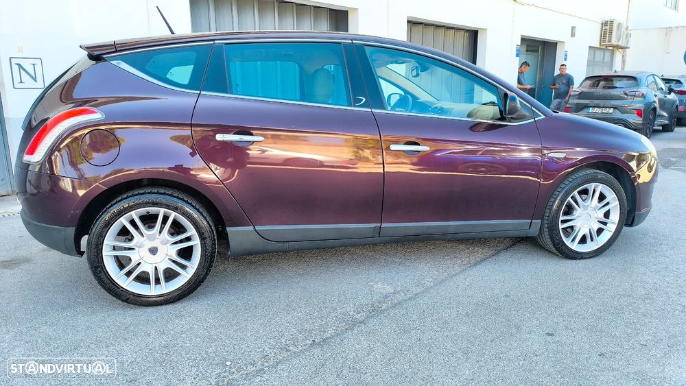 Lancia Delta 1.6 M-Jet Platino - 17