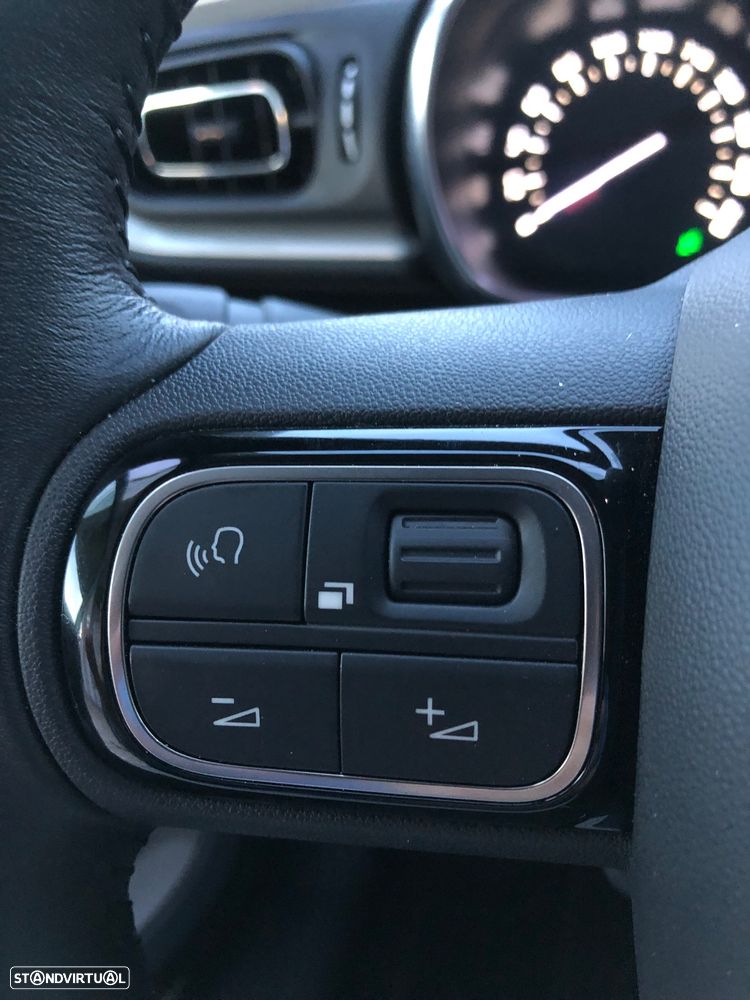 Citroën C3 1.2 PureTech Shine EAT6 - 30