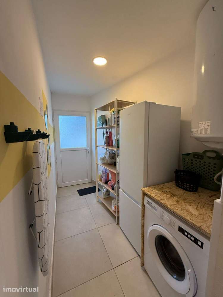 Quarto - localizado em Santarem - Grande imagem: 5/10