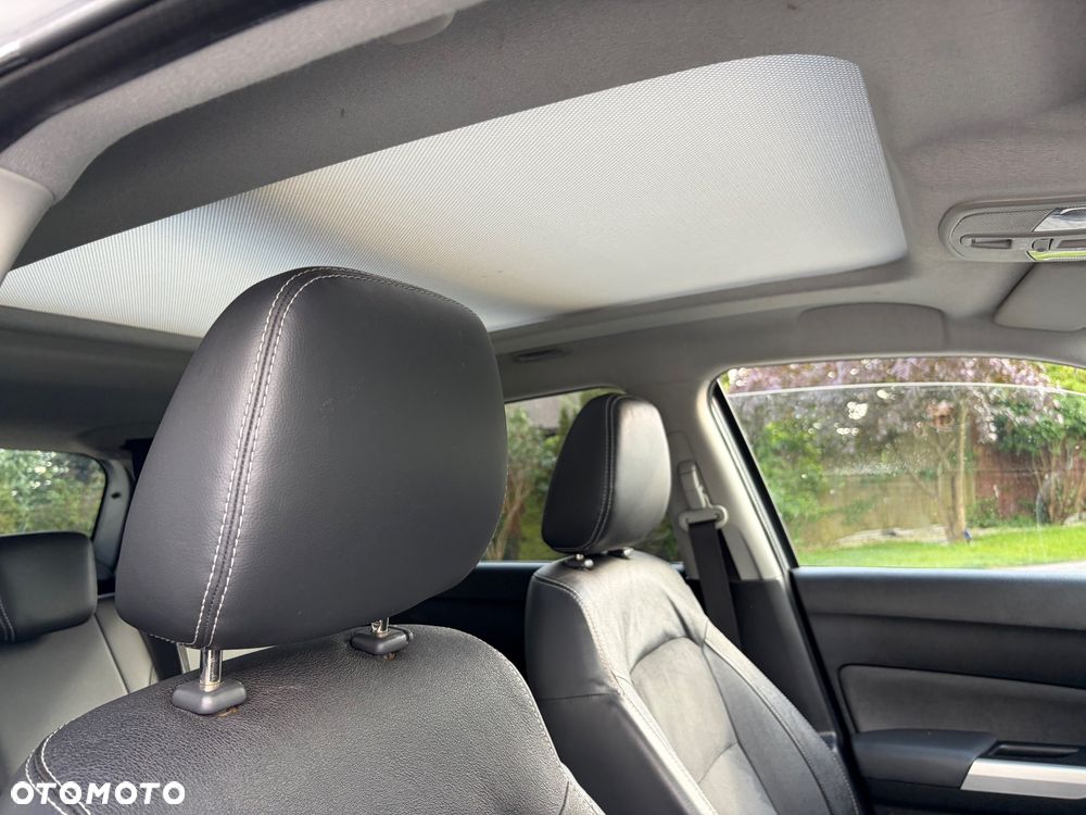 Suzuki Vitara 1.6 DDiS (4x4) Allgrip Comfort+ - 22