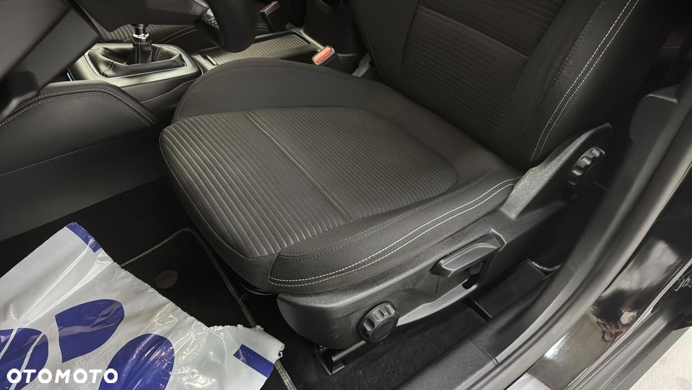 Ford Focus 1.0 EcoBoost mHEV Titanium X - 13