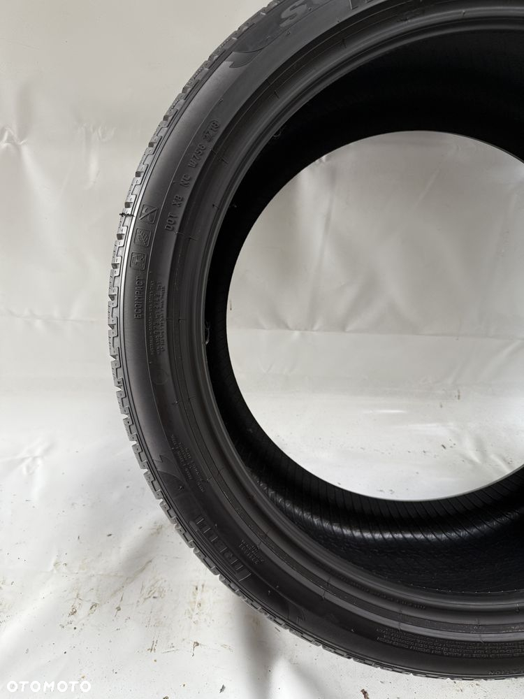 295/35/21 Pirelli Scorpion Winter MO 107V - 4