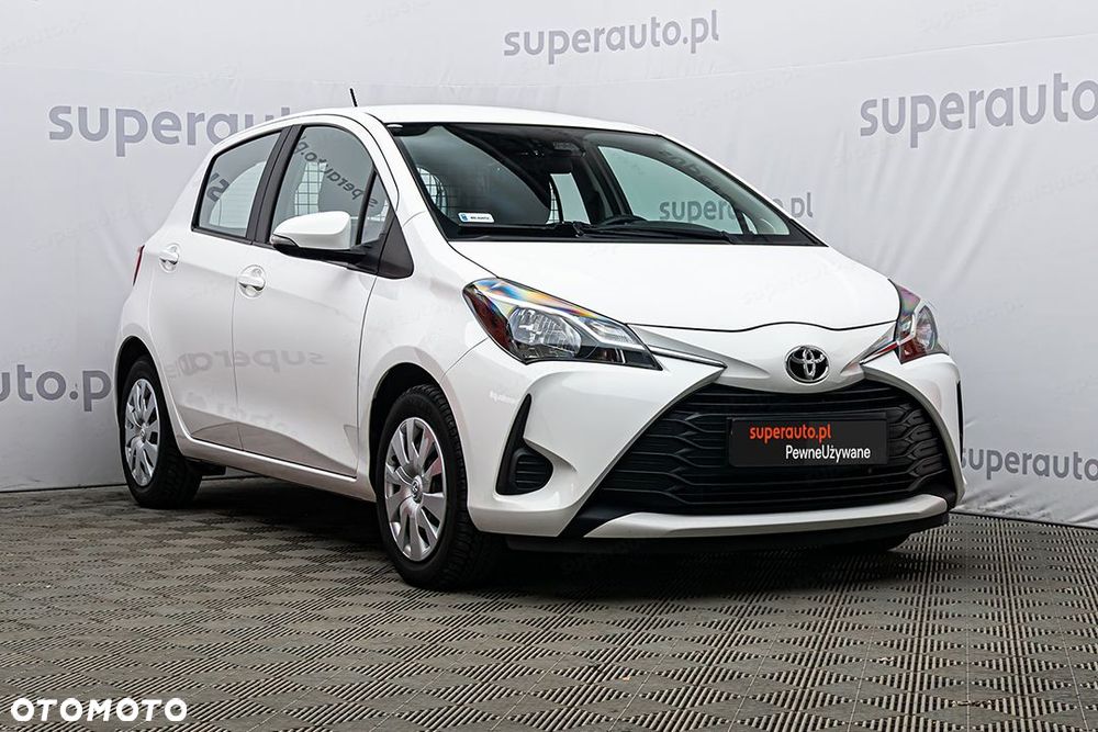 Toyota Yaris Active 1.5 111KM - 7