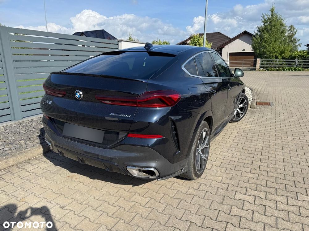 BMW X6 - 11