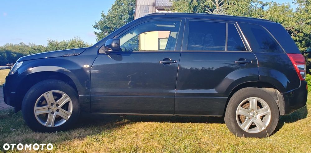 Suzuki Grand Vitara 2.0 De Luxe - 7