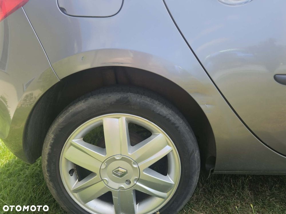 Renault Clio - 4