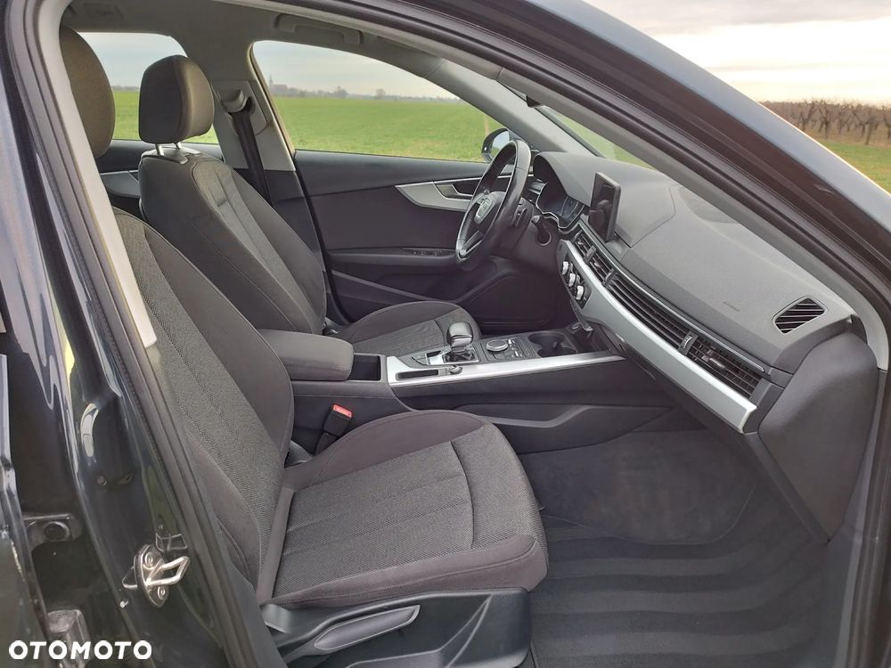 Audi A4 Avant 2.0 TDI S tronic - 19