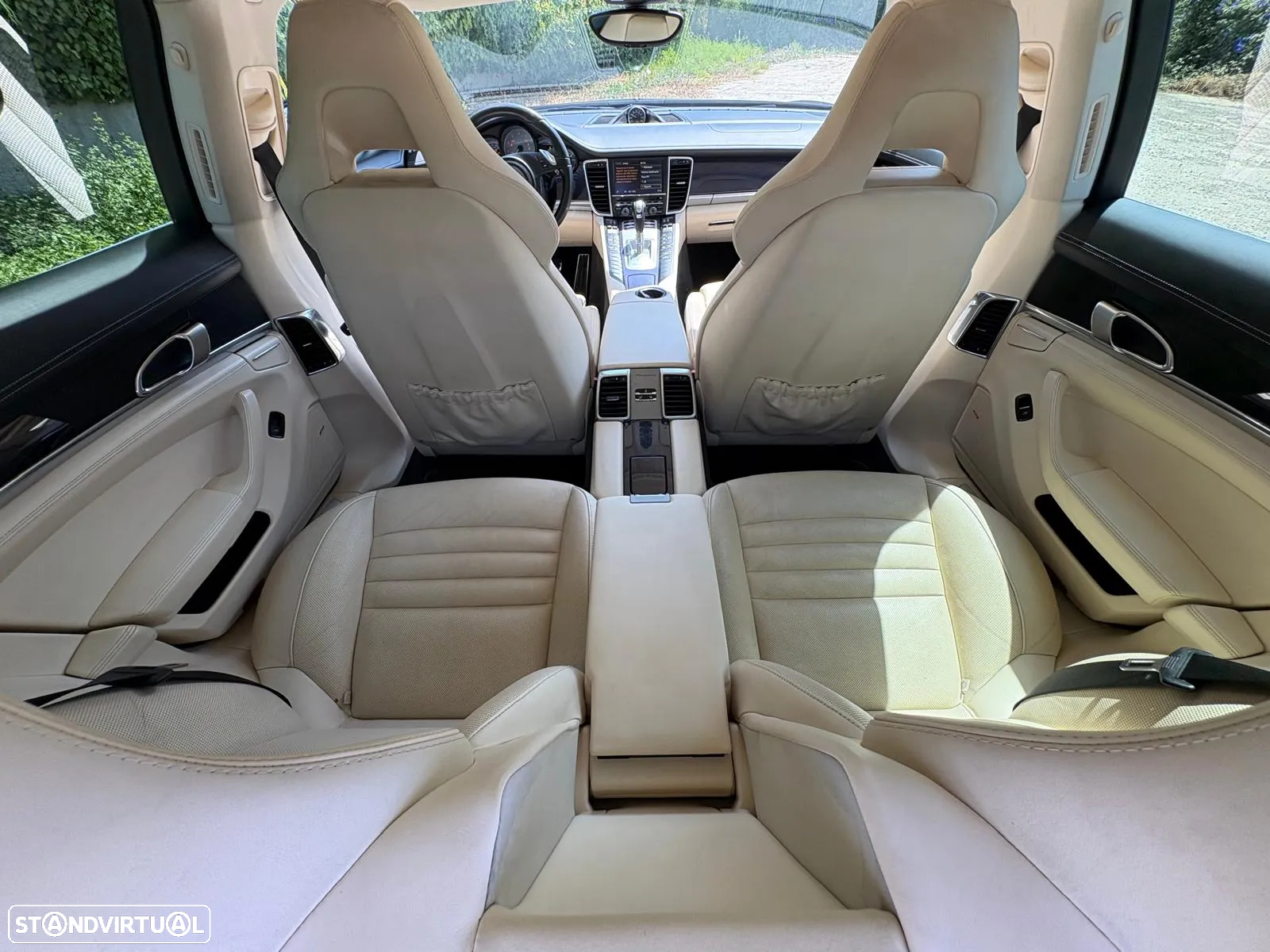 Porsche Panamera 4 E-Hybrid - 51