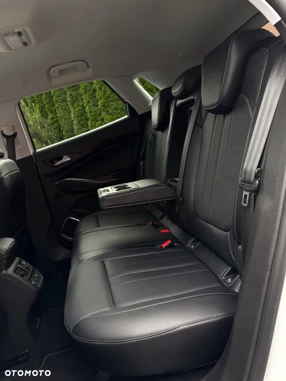 Opel Grandland X 1.6 T Ultimate S&S - 32