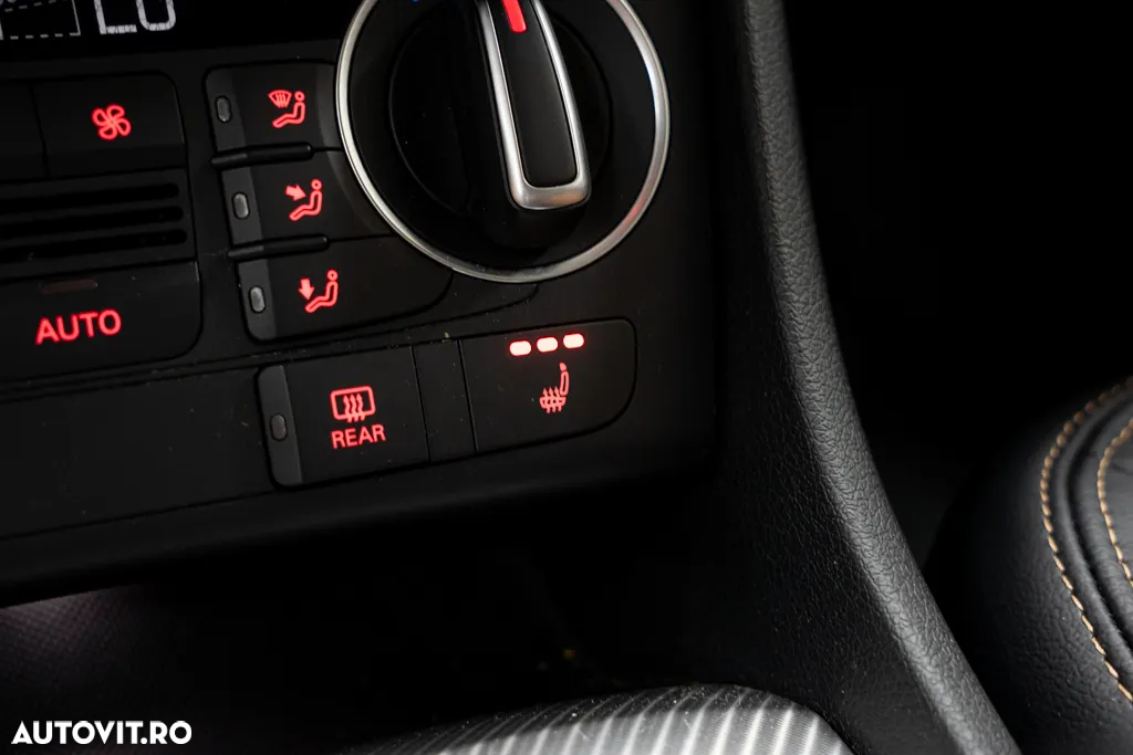 Audi Q3 2.0 TDI Quattro Stronic Design - 33