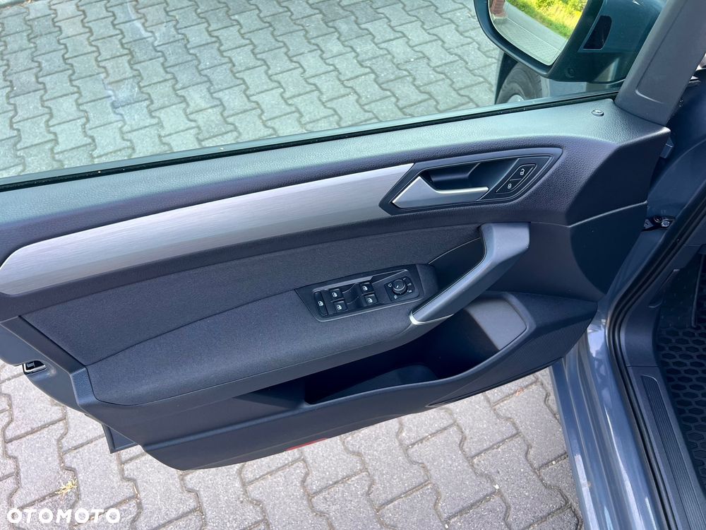 Volkswagen Touran 2.0 TDI BMT SCR Comfortline - 10