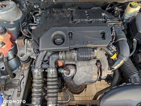 Citroën C5 e-HDi 115 EGS6 FAP Selection - 3