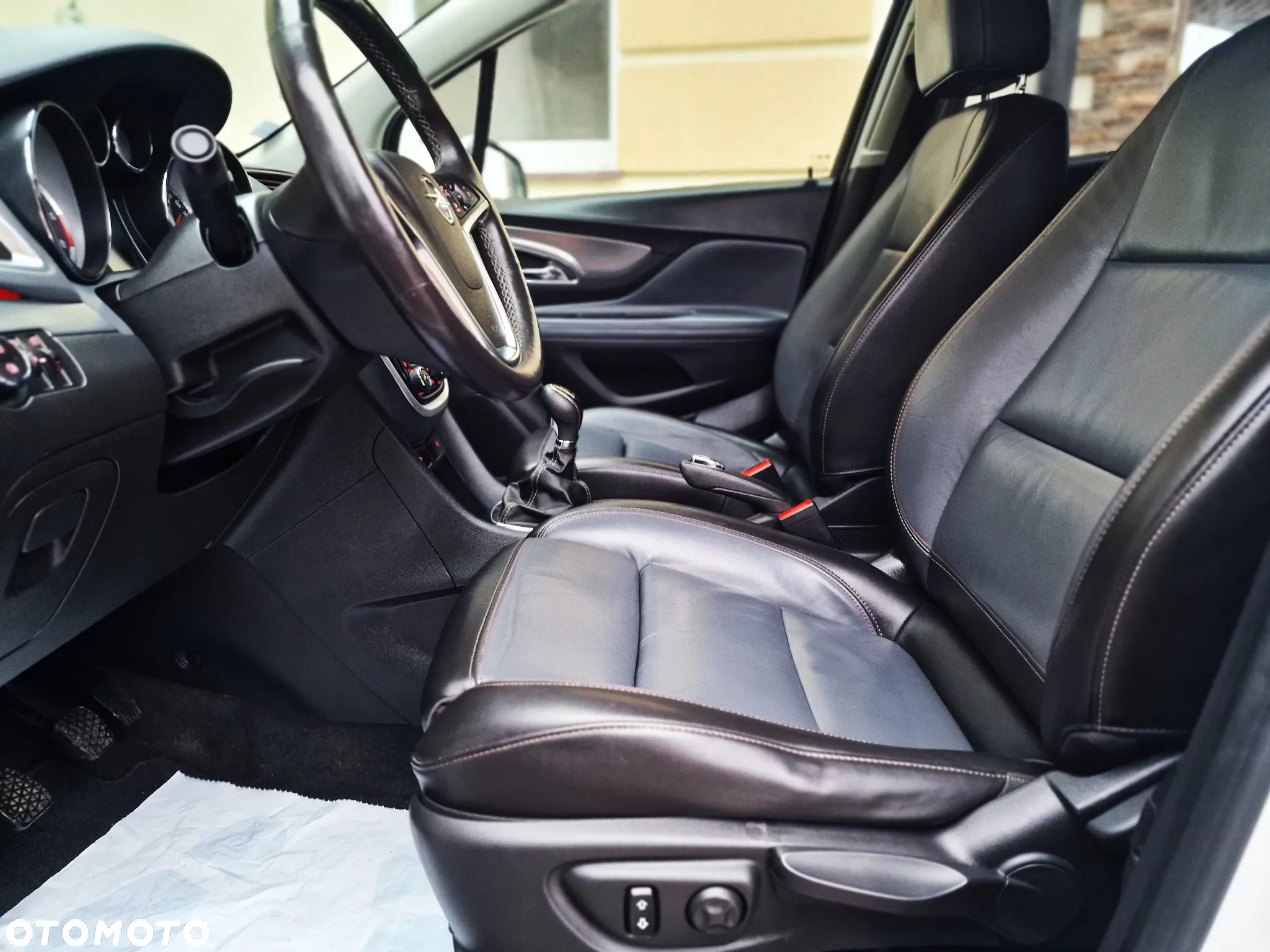 Opel Mokka 1.6 CDTI Cosmo S&S - 25